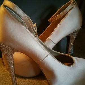 Lt. Pink Satin Pumps